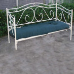 Day bed White